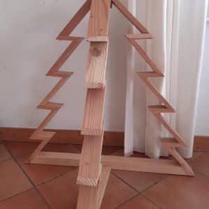 duurzame kerstboom van hout, milieuvriendelijk en herbruikbaar